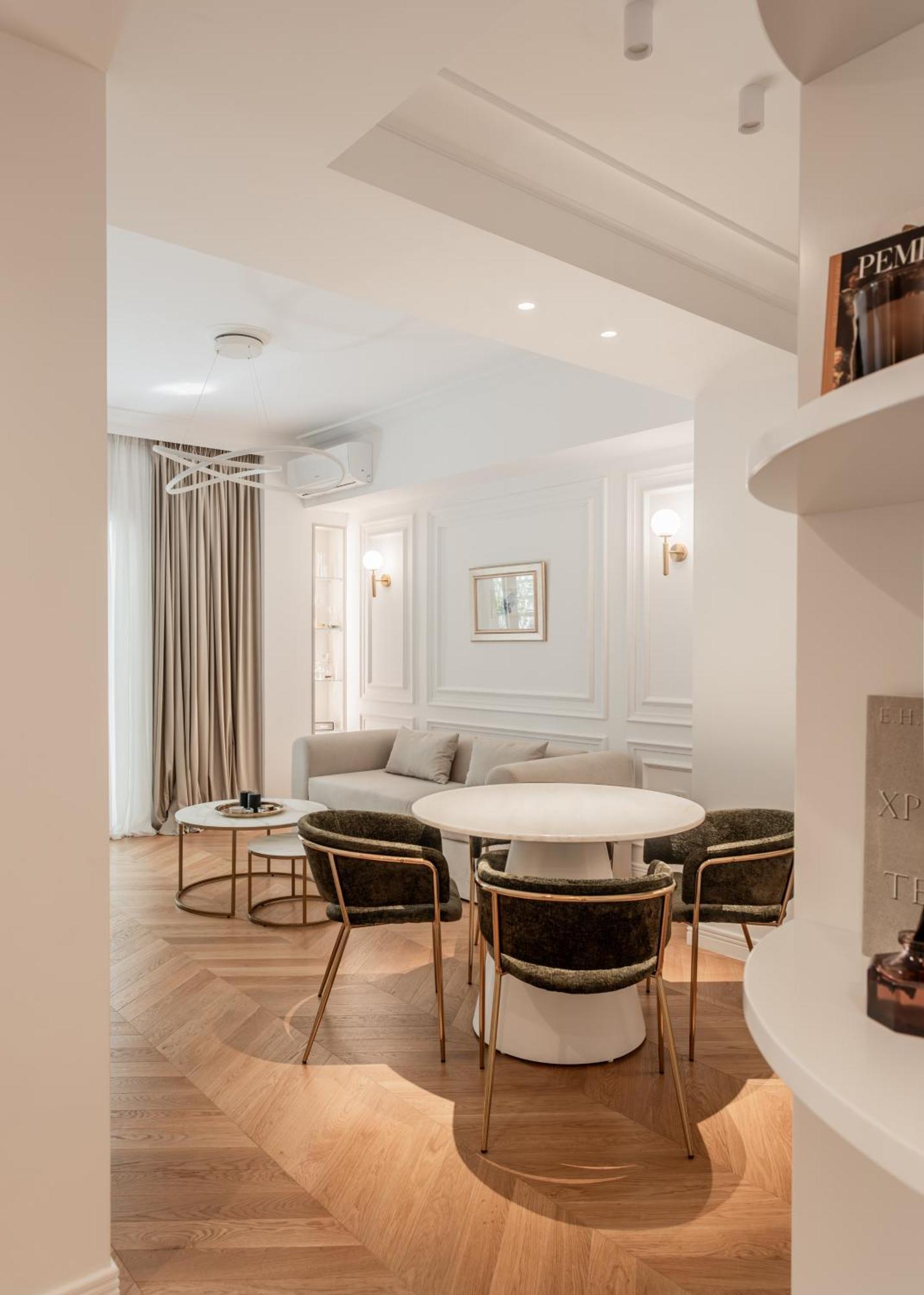Elegant Apartment A Breath Away From The Acropolis Афины Экстерьер фото