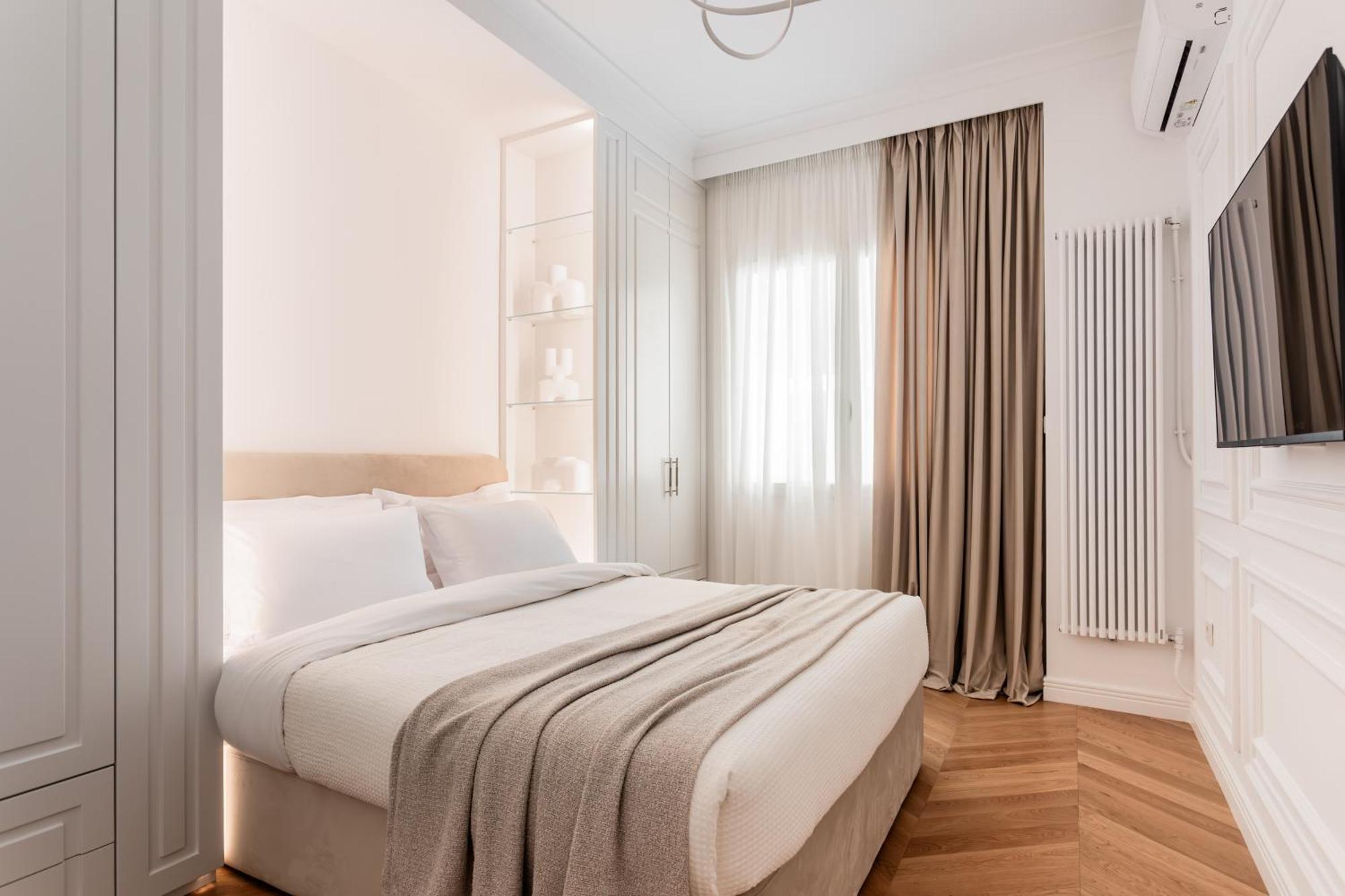 Elegant Apartment A Breath Away From The Acropolis Афины Экстерьер фото