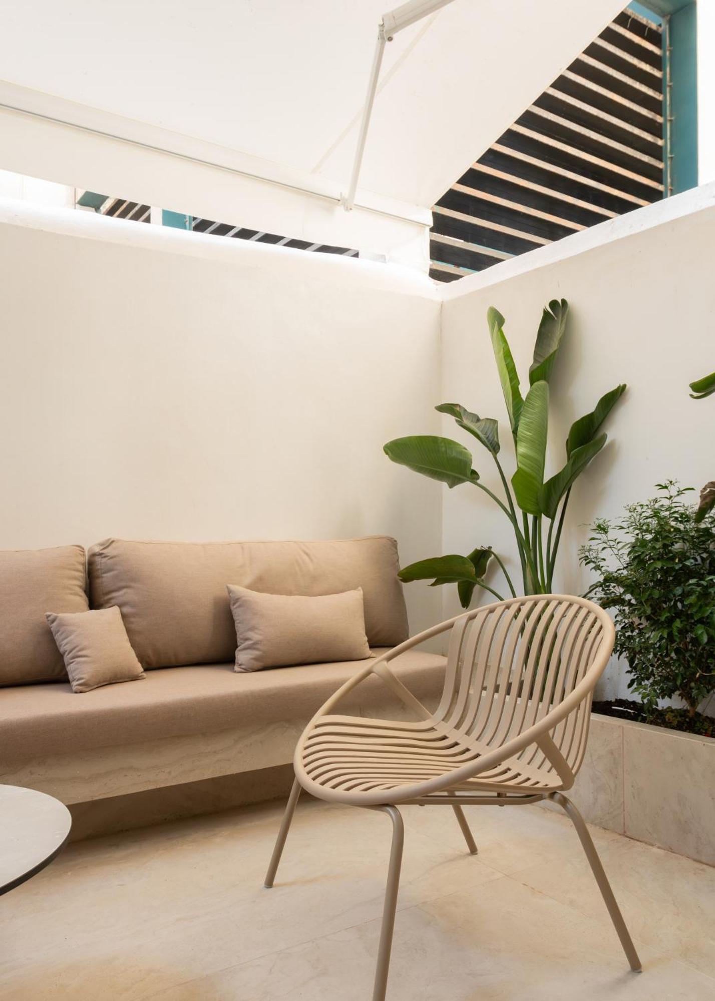 Elegant Apartment A Breath Away From The Acropolis Афины Экстерьер фото