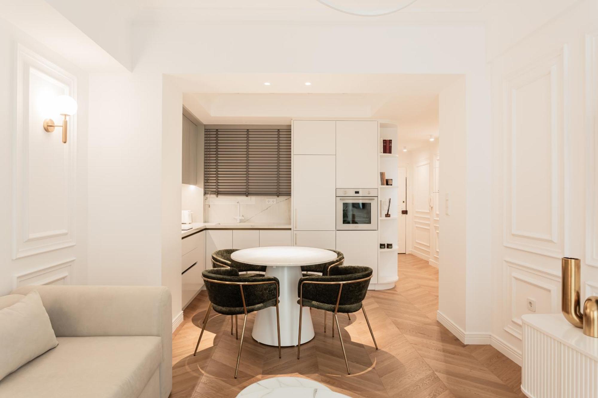 Elegant Apartment A Breath Away From The Acropolis Афины Экстерьер фото