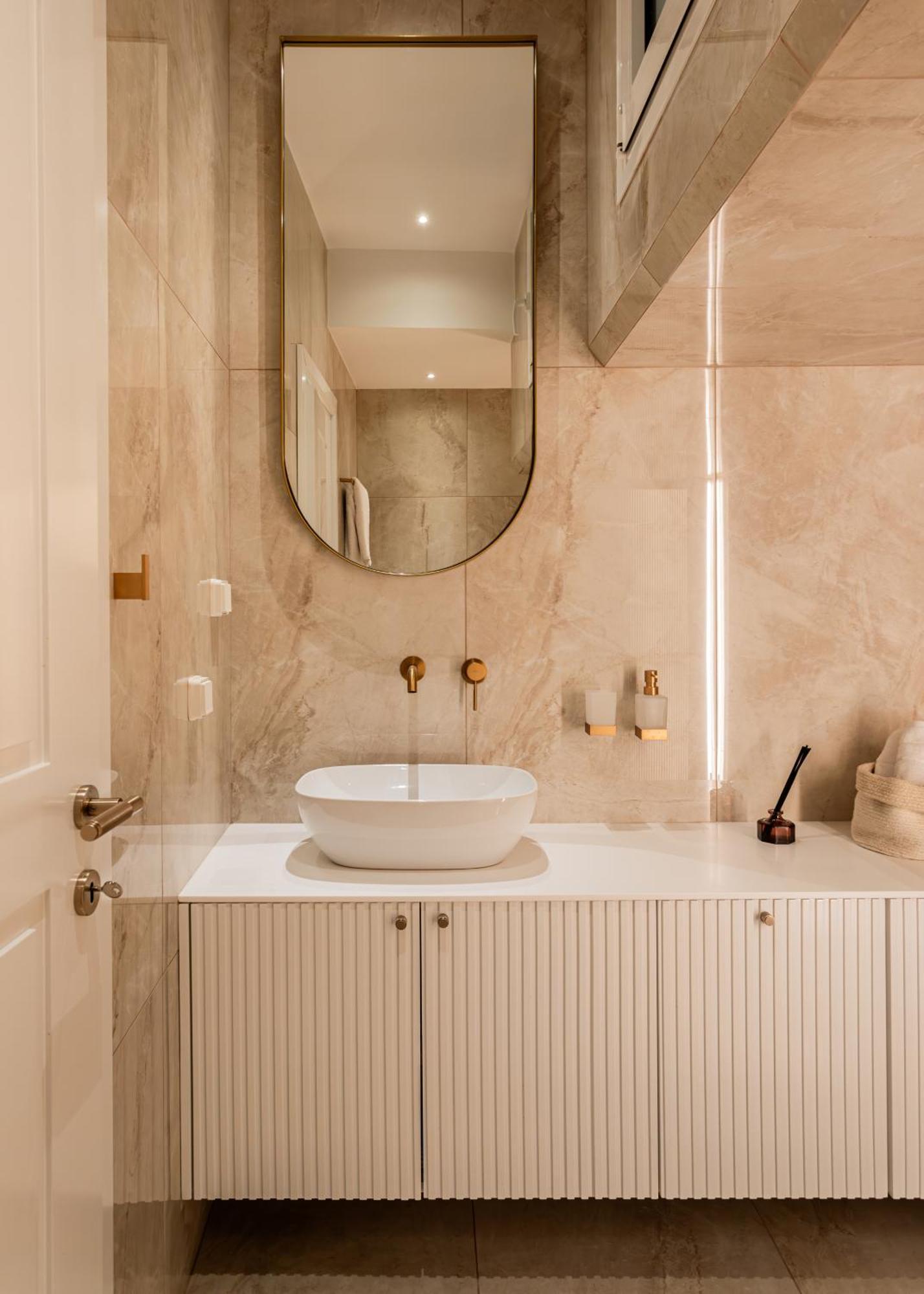 Elegant Apartment A Breath Away From The Acropolis Афины Экстерьер фото