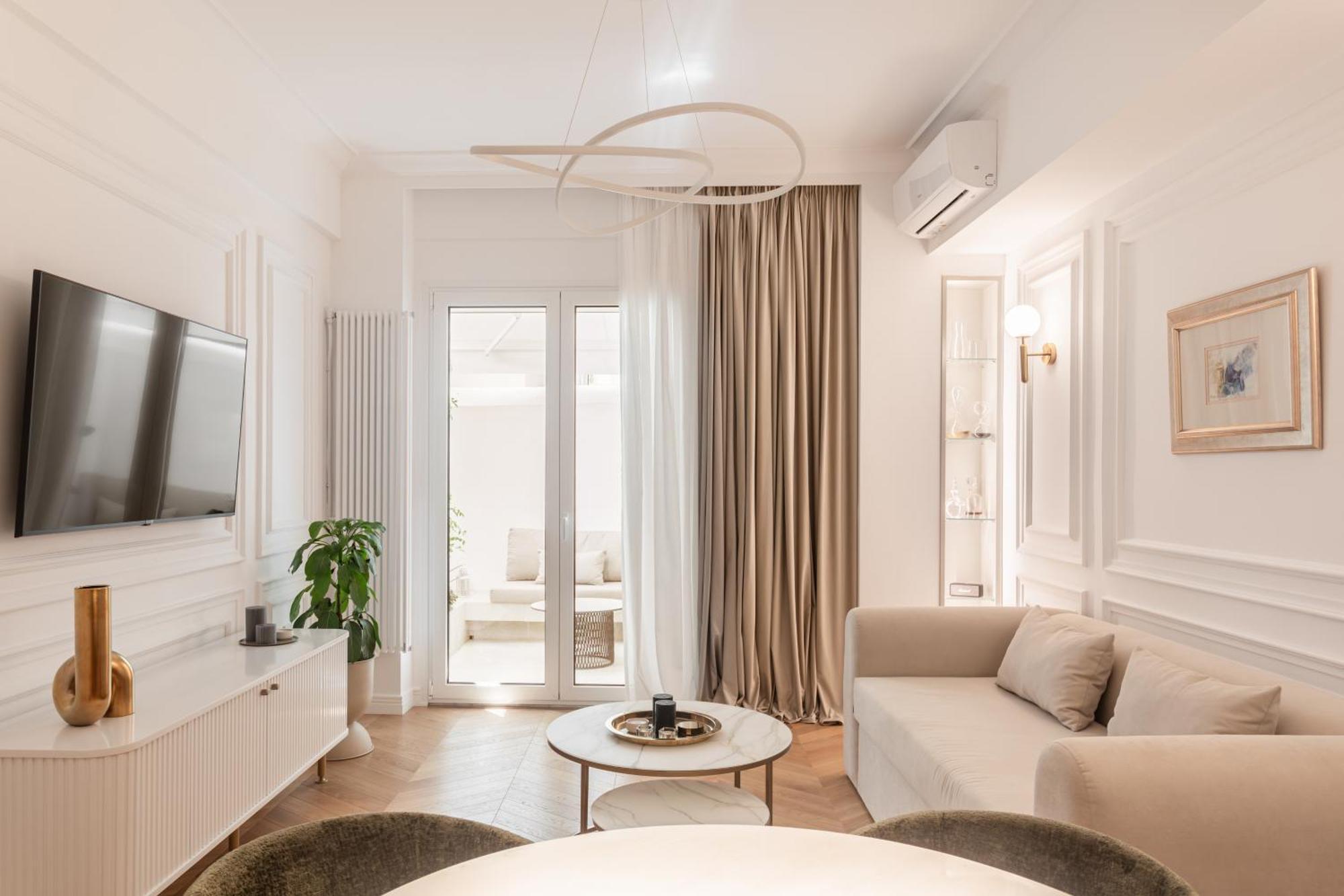 Elegant Apartment A Breath Away From The Acropolis Афины Экстерьер фото